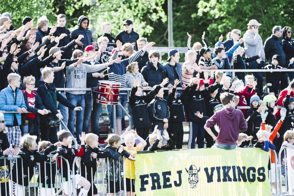 IK Frej Täby, Superettan, Vikingavallen, fotboll