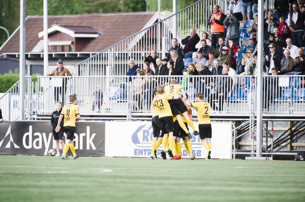 IK Frej Täby, Gais, Täby, Vikingavallen, fotboll