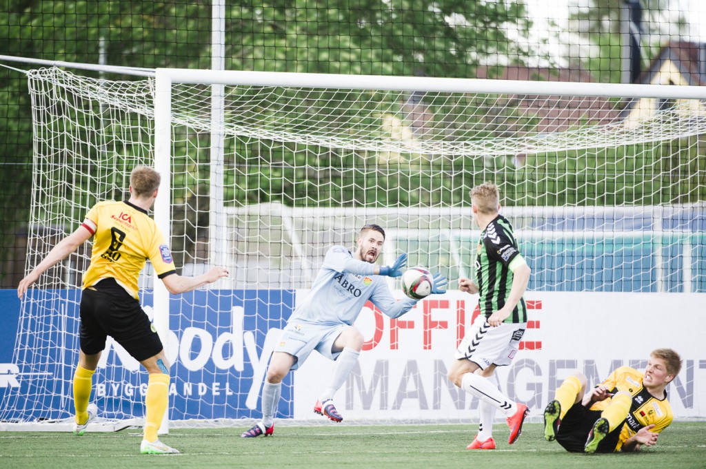 Gais, IK Frej Täby, målvakt, Superettan, fotboll, Vikingavallen