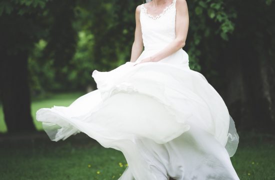 Bröllop, bröllopsfotograf, Ung cancer, Västerås, kärlek, Ängsö slott, brudklänning, Zetterberg couture