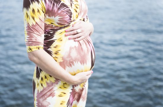 gravid, gravidfoto, maternity, maternityphotopgraphy, barn, bebis, moment design, beloved