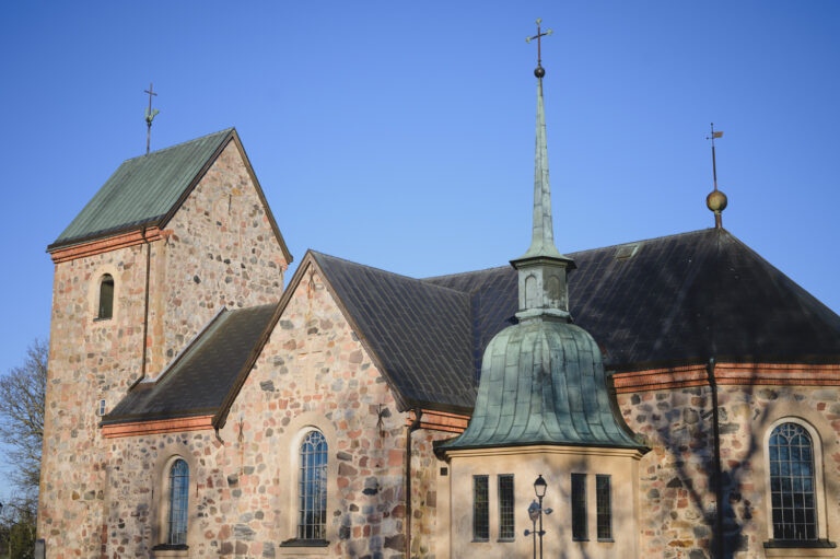 Vallentuna kyrka